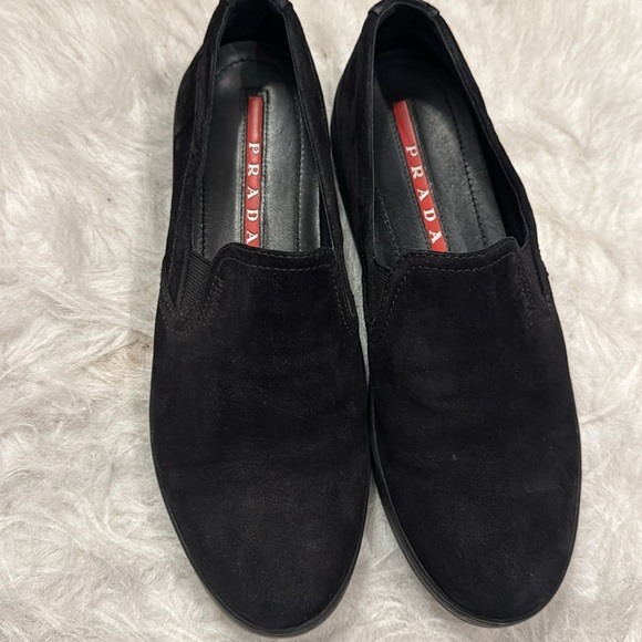 Prada black suede women slip on sneaker size 38 1/2 pre-owned. - Picture 5 of 9